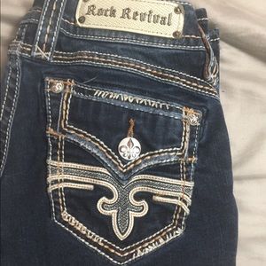 Rock Revival size 27